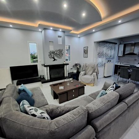 Luxury Apartment Амаринтос Екстериор снимка