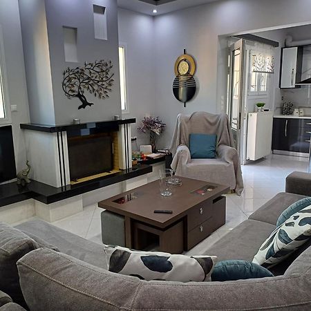 Luxury Apartment Амаринтос Екстериор снимка