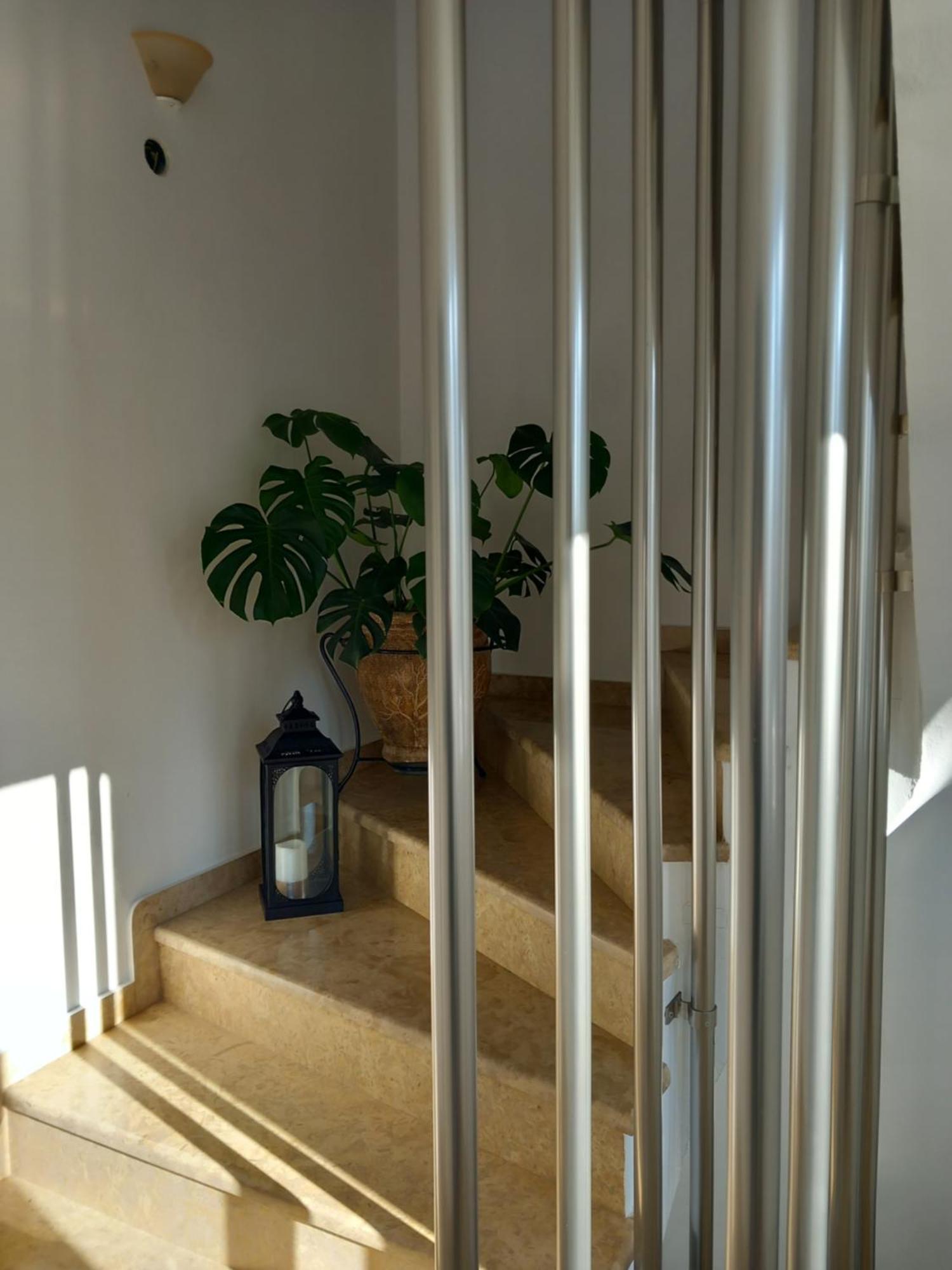 Luxury Apartment Амаринтос Екстериор снимка
